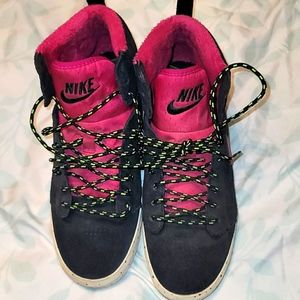Women's shoes